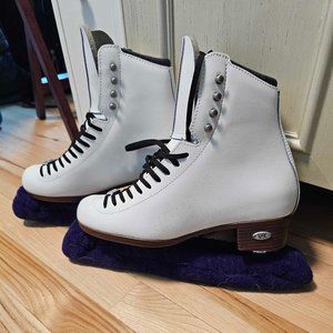 Reidell Diamond Women's 6.5 Medium Ice Skates